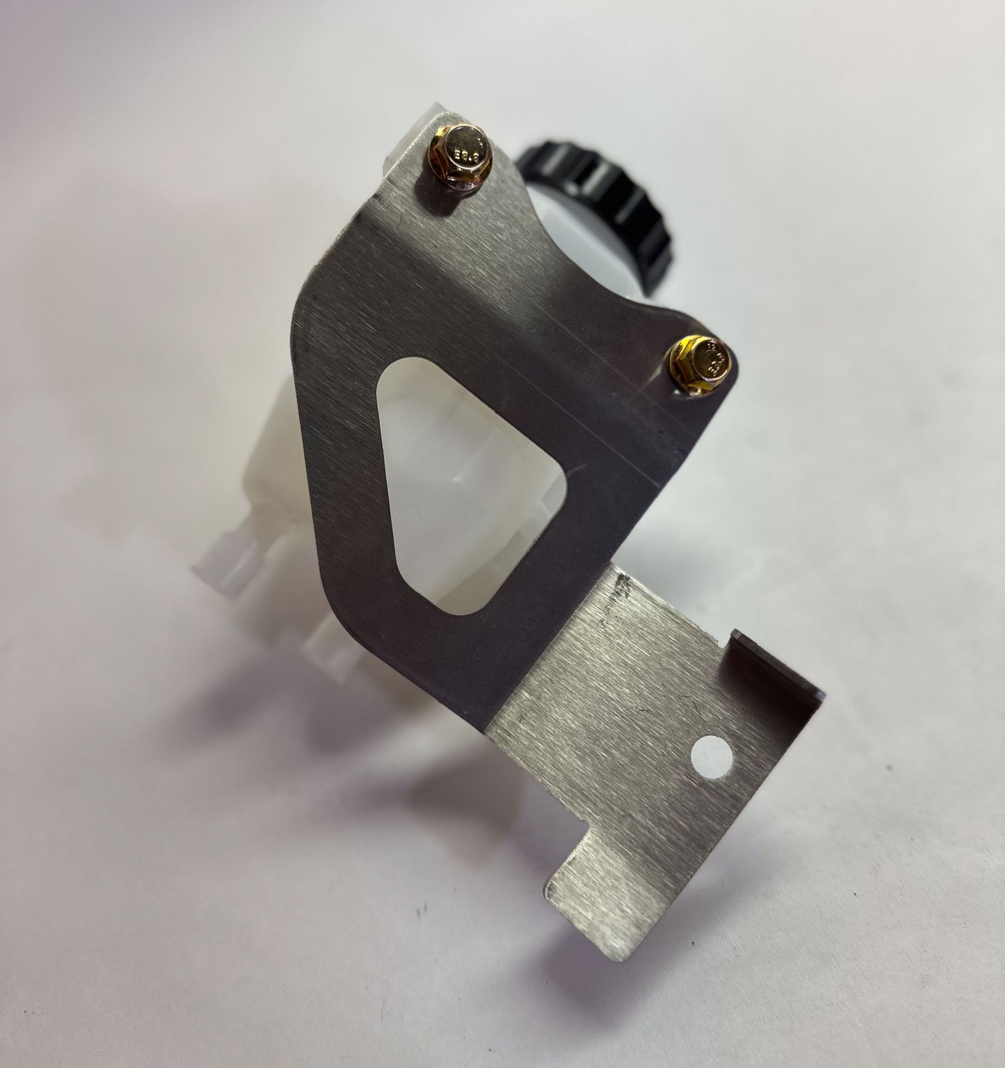 E30 Remote Reservoir Mount