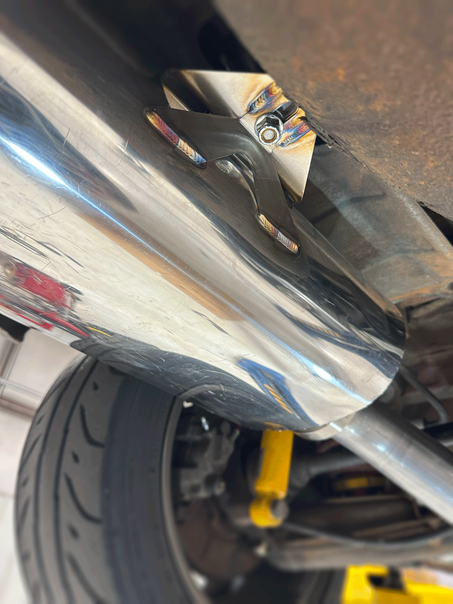 e30 mufflers, with laser cut mounts